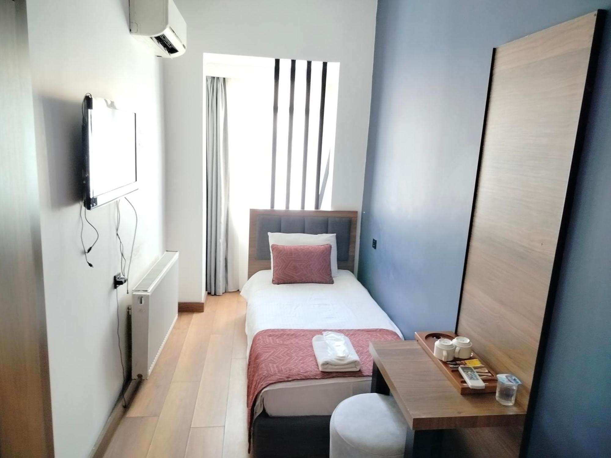 Besiktas Konuk Evi Hotel Istanbul Exterior photo