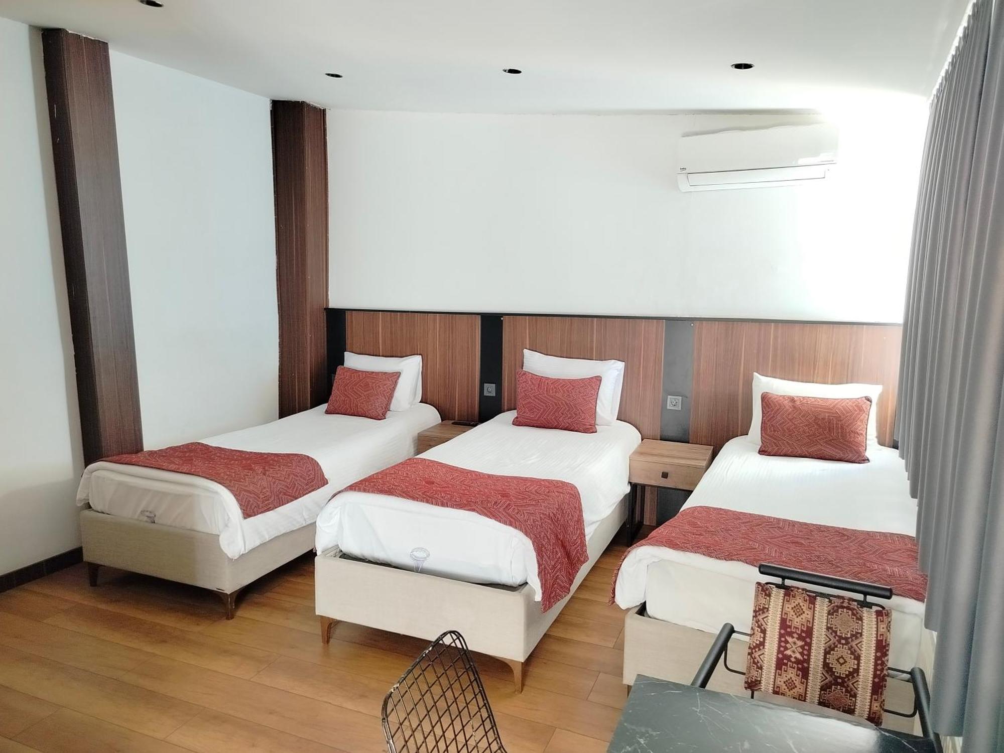 Besiktas Konuk Evi Hotel Istanbul Exterior photo
